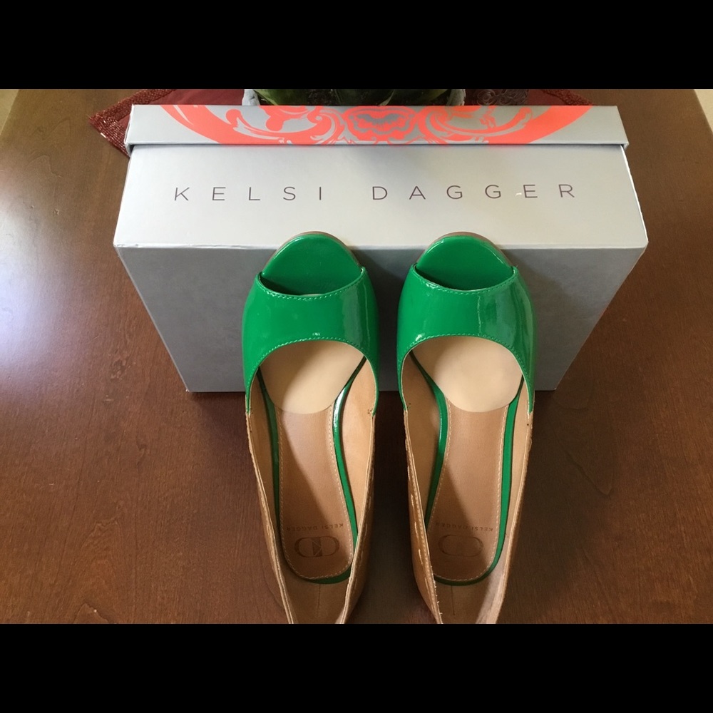 Kelsi Dagger Wedge Open Toe Pump